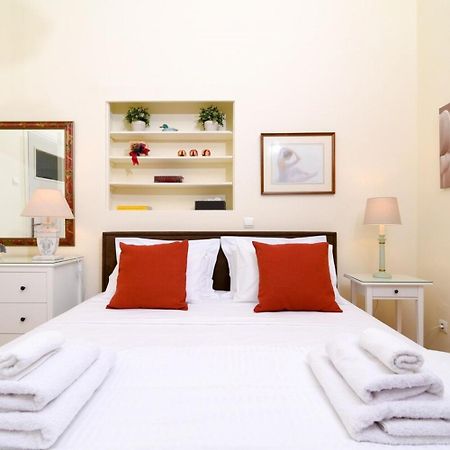 Classy Apartment In The Heart Of Athens Ngoại thất bức ảnh